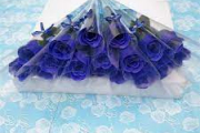 Rose en savon en tige bleue